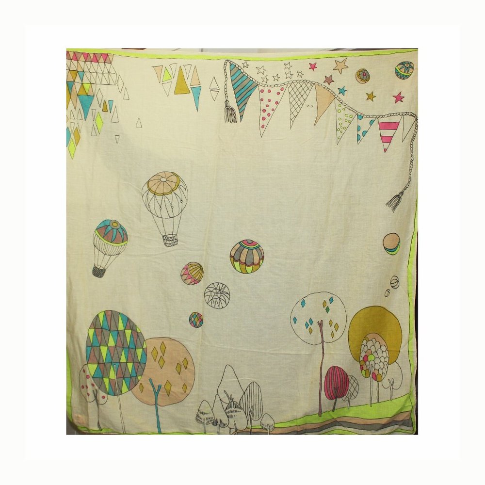 RARE BECK SONDERGAARD LARGE SCARF LOVELY PARK DESIGN BALLONS KITES TREES - Picture 3 of 3